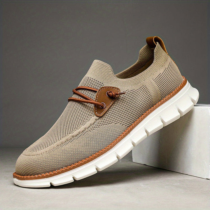 Lichtgewicht slip-on sneakers
